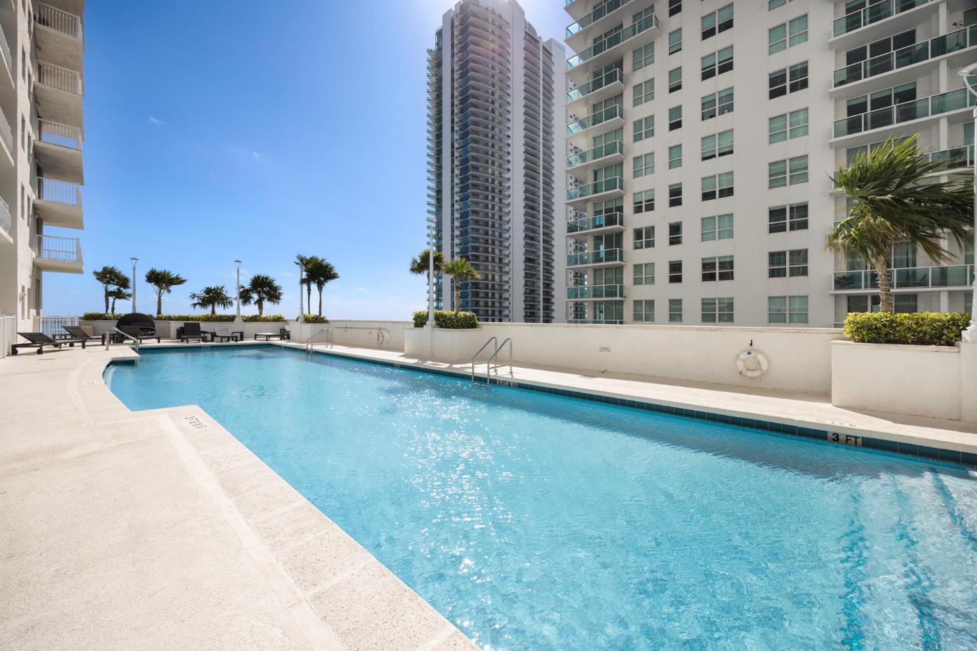 Studios In Brickell With Pool, Gym, Free Parking And Game Room Miami Eksteriør bilde